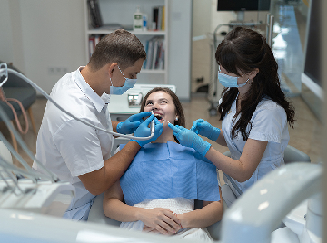 The Best and Worst Foods after Dental Implant Surgery