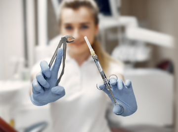 Finding Pain Relief after Receiving Tooth Extraction Treatment